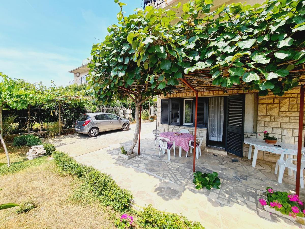 PUY Apartments Viktorija מראה חיצוני תמונה