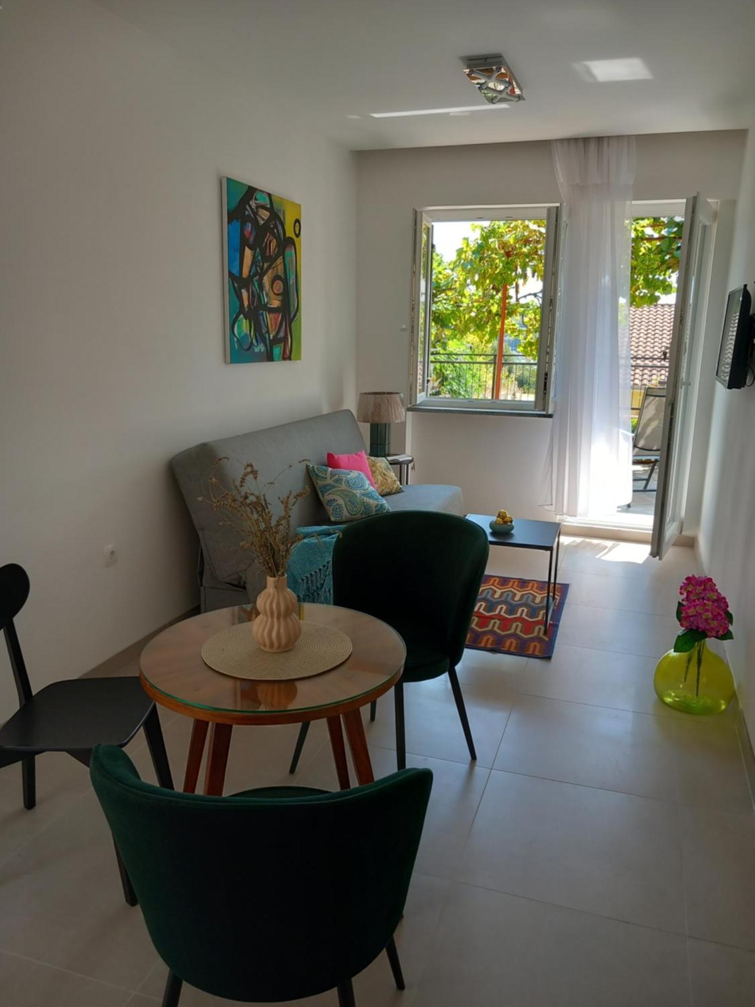 PUY Apartments Viktorija מראה חיצוני תמונה